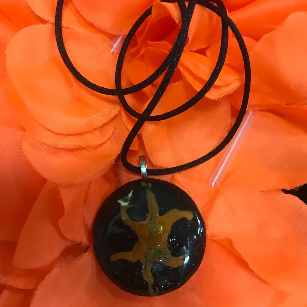 Organic Exclusive Reversible Necklace